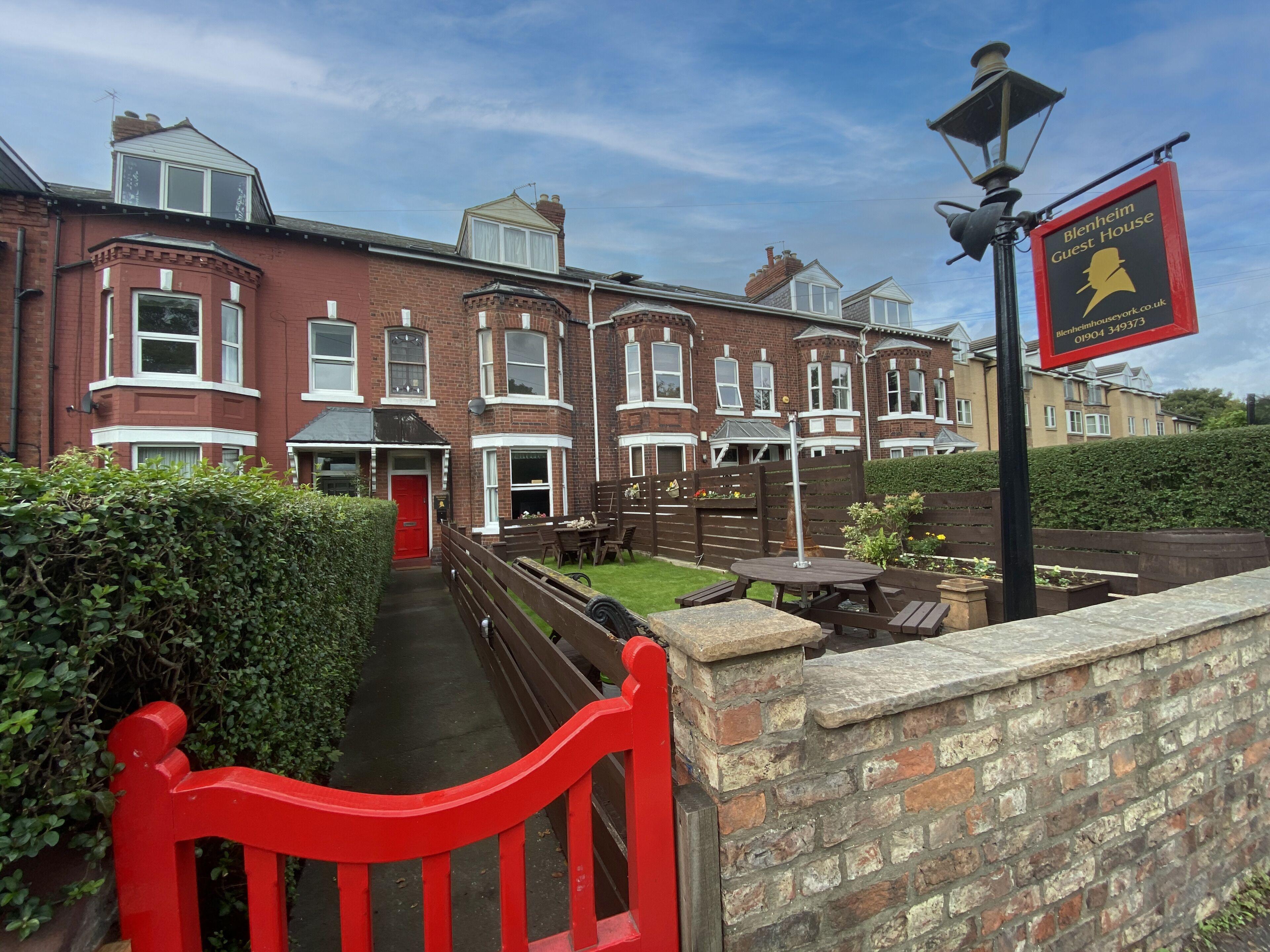 Blenheim Guest House - York